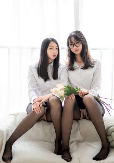 丝袜人妻呻吟_BD国语电影全集观看