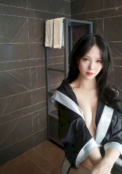 亡は夫の上司最美人妻_720在线播放