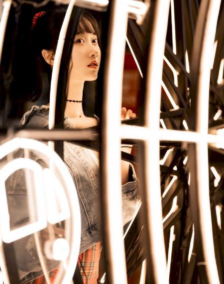 三级成人熟女影院_超清手机在线看