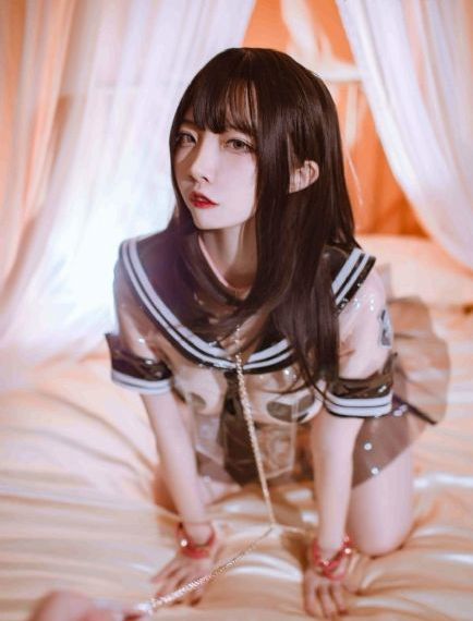 电影院里含着她的乳尖电影_2022在线观看